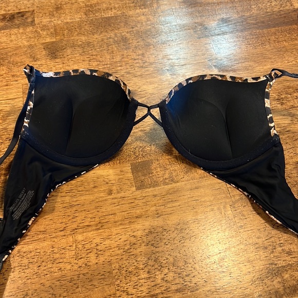 Leopard VS pink bra 36 C - Picture 2 of 3